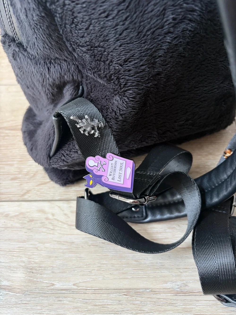 Disney Hocus Pocus Binx Loungefly Mini Backpack & candle cardholder (Read)